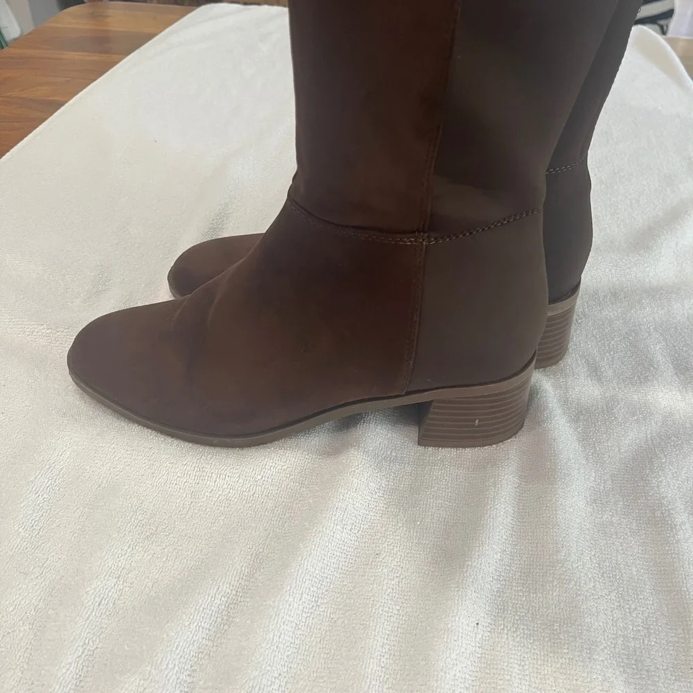 Crown & Ivy Brown Faux Suede Over The Knee Tall Block Heel Boots Womens 9M